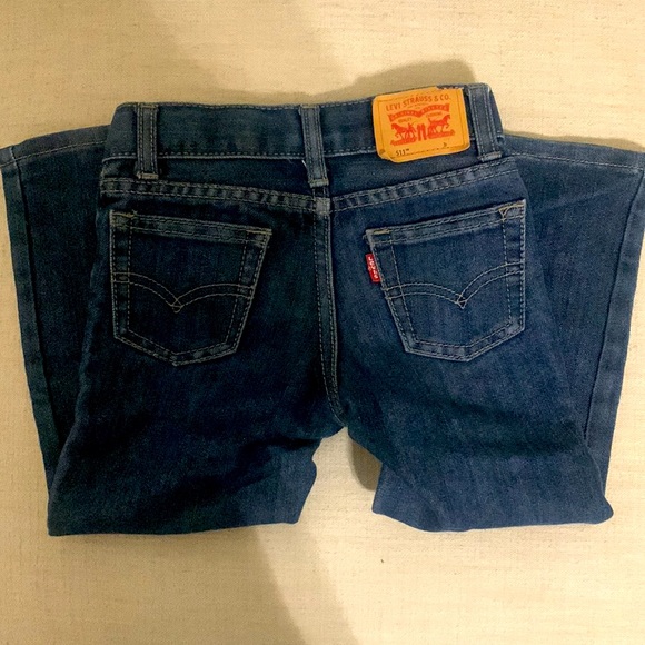 2 pair 3T Levi jeans - Picture 3 of 7